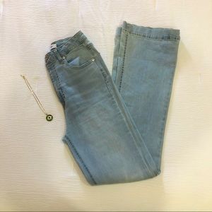 HIGH WAISTED BELL BOTTOM JEANS
